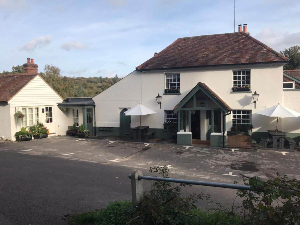 The Kings Head Hotell Dorking Eksteriør bilde