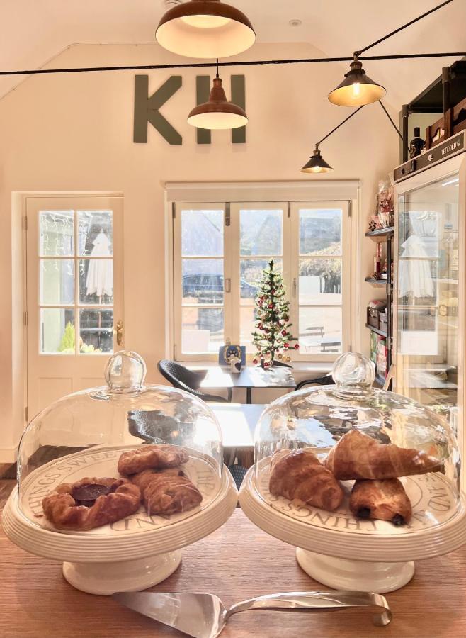 The Kings Head Hotell Dorking Eksteriør bilde